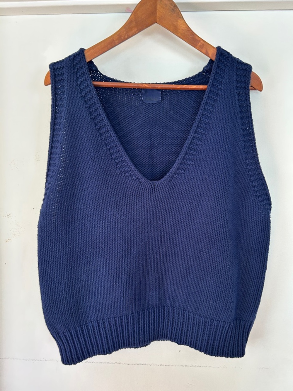 Babaa V-Neck Knit Sweater Vest - Navy